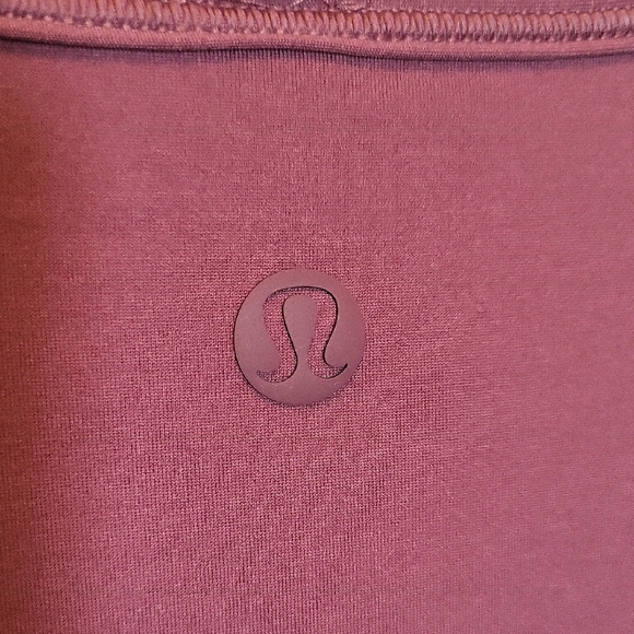 Lululemon Athletica Mauve Short Sleeve Twist Top - Picture 3 of 4